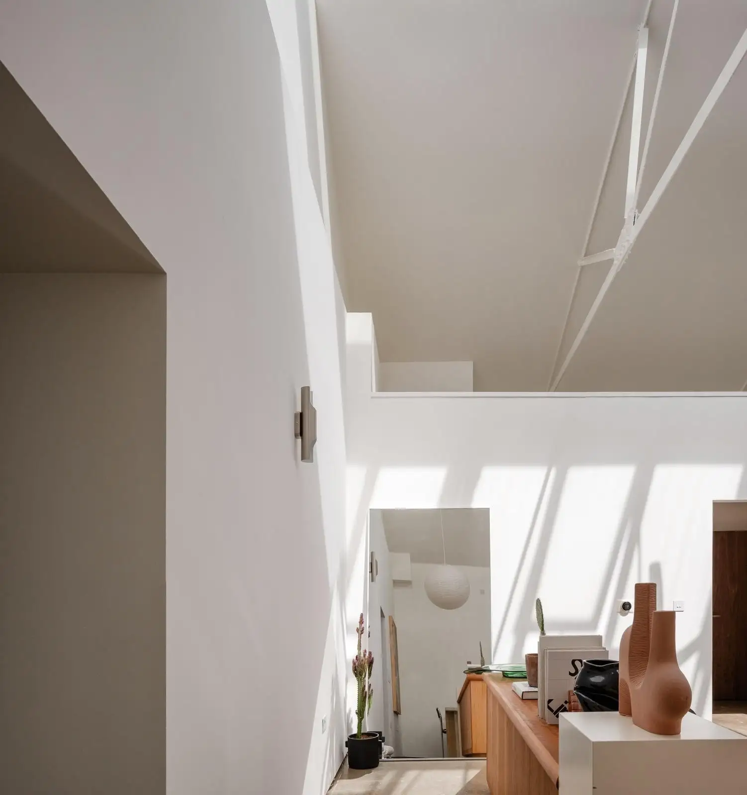 Loft House, East London, photograph 3 of 35