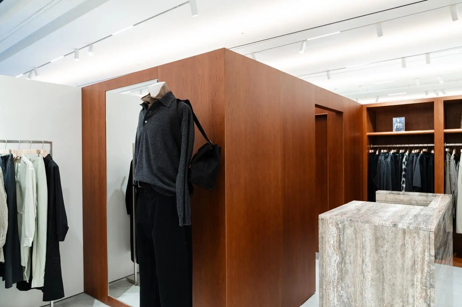 Studio Nicholson, Seoul, photograph 4 of 21