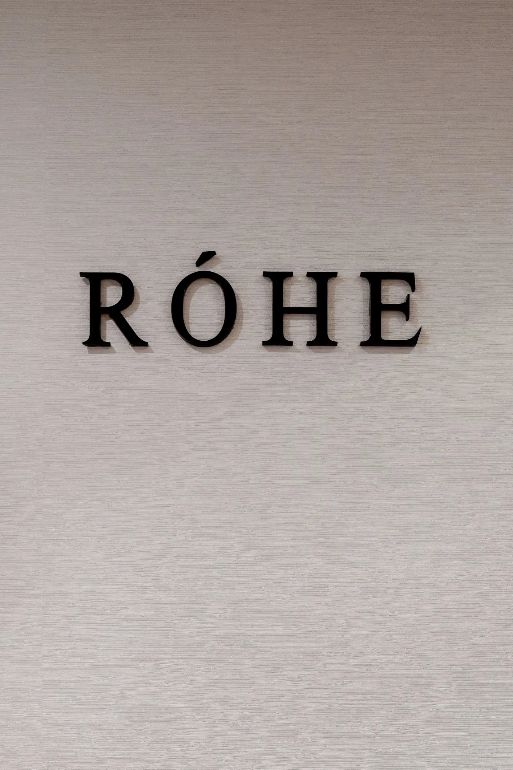 Róhe, Harvey Nichols, photograph 5 of 21