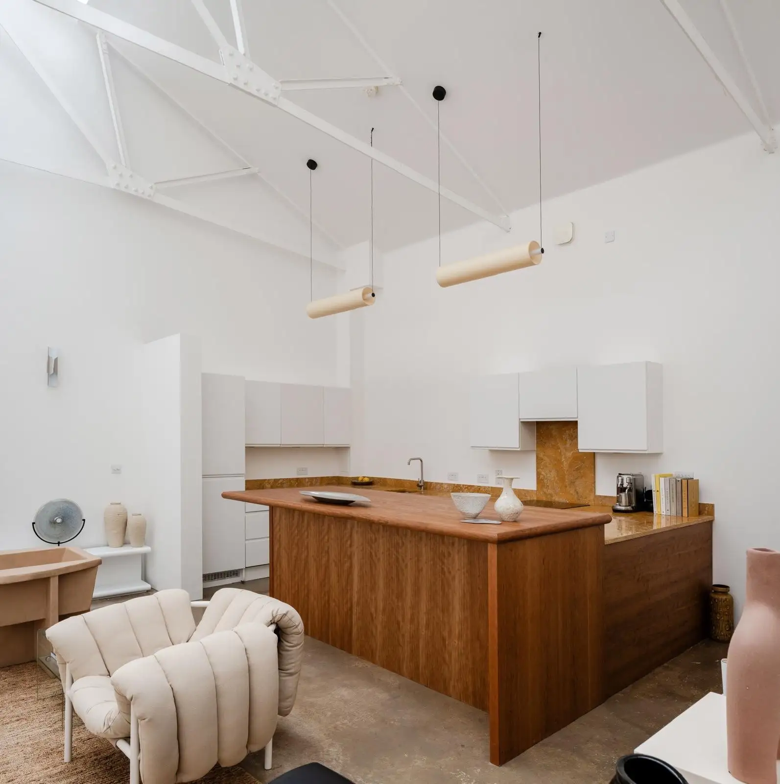 Loft House, East London, photograph 15 of 35