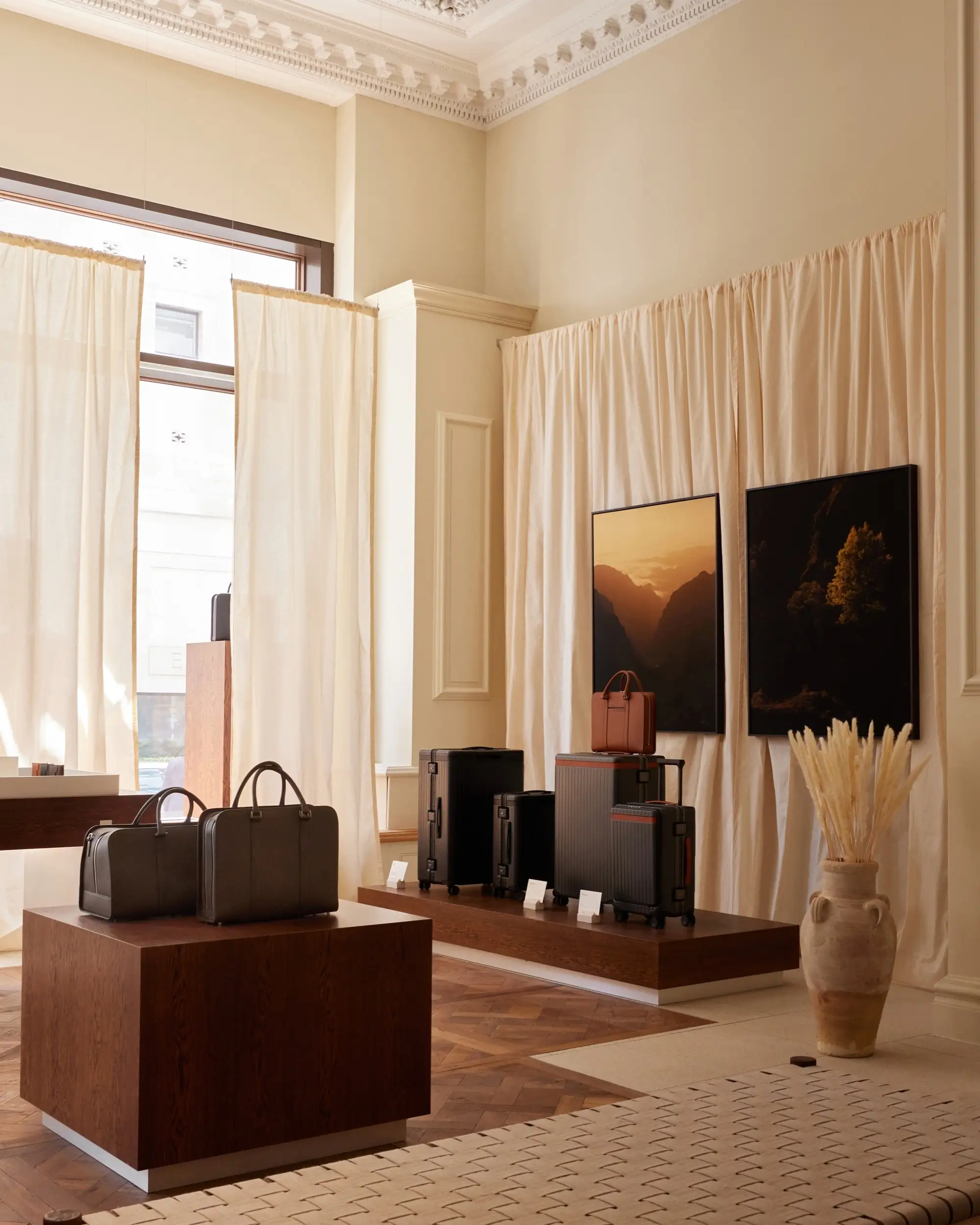 Carl Friedrik, Regent St, photograph 15 of 19