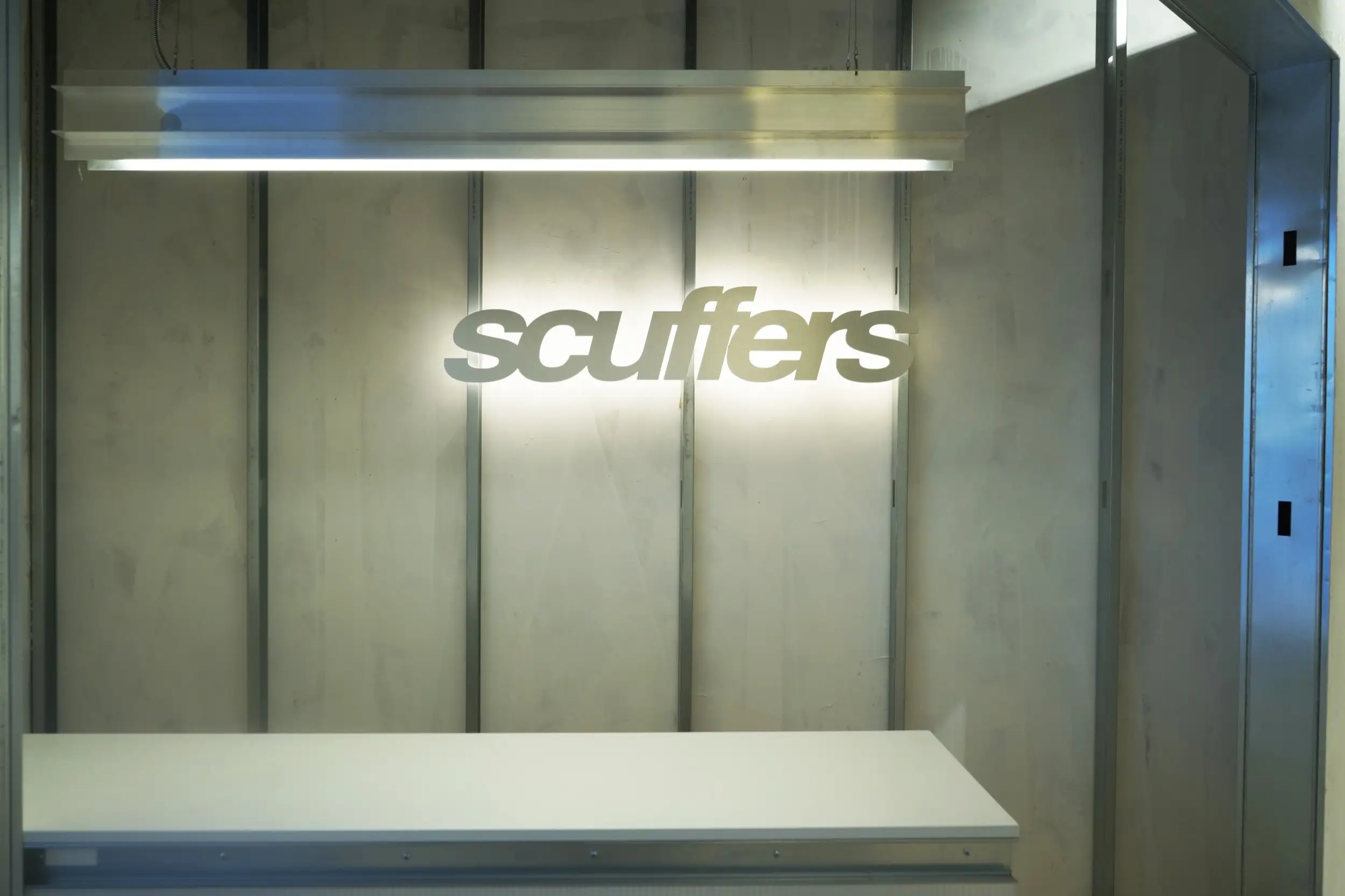 Scuffers, Amsterdam, photograph 17 of 20