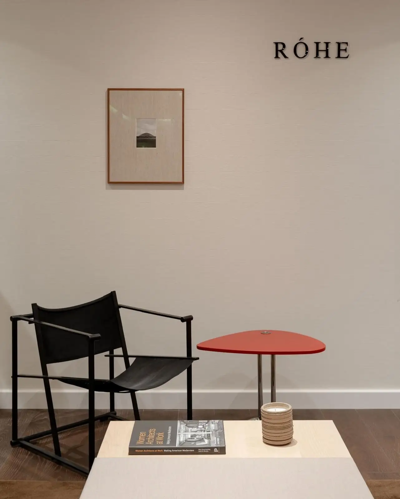 Róhe, Harvey Nichols, photograph 18 of 21