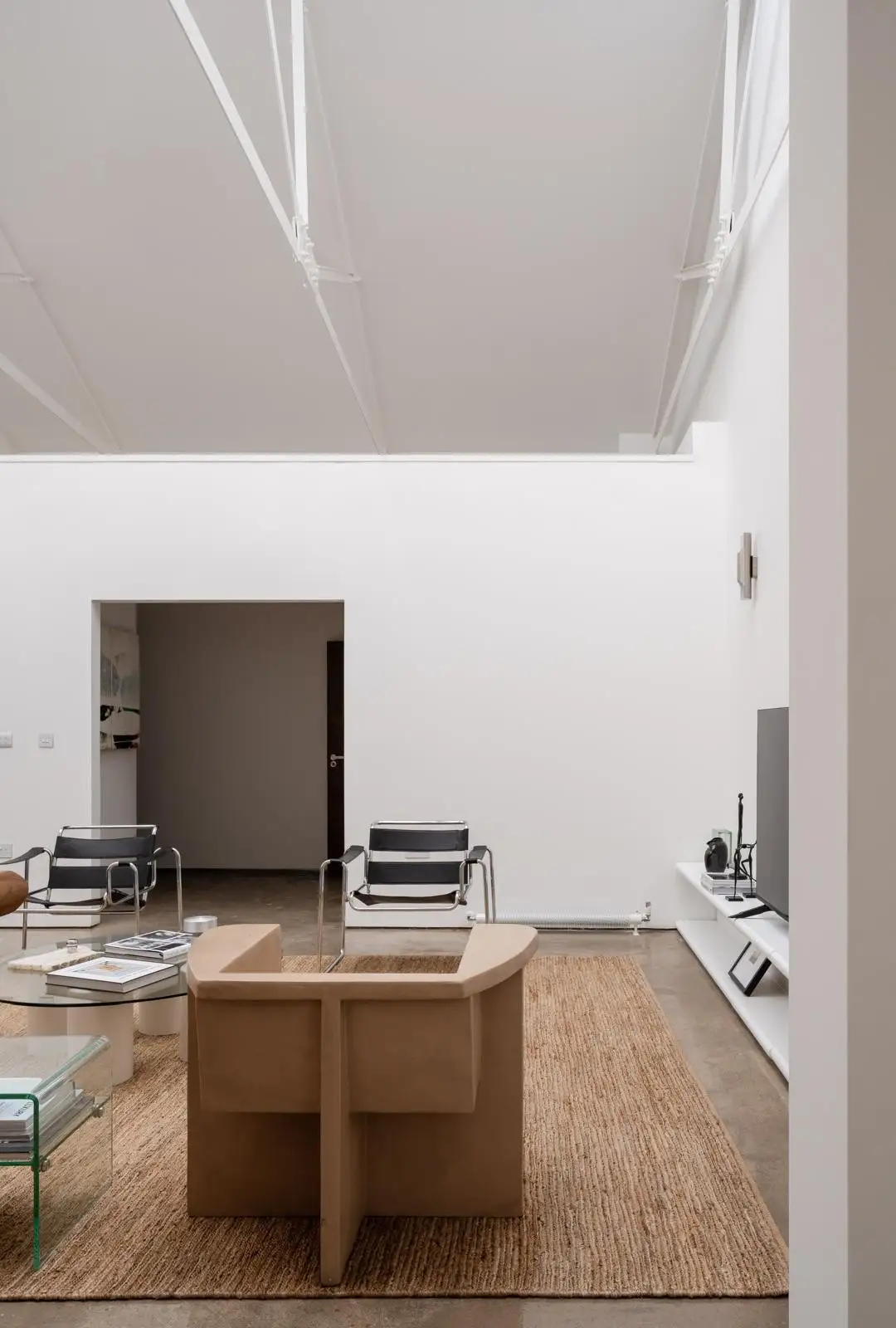 Loft House, East London, photograph 19 of 35