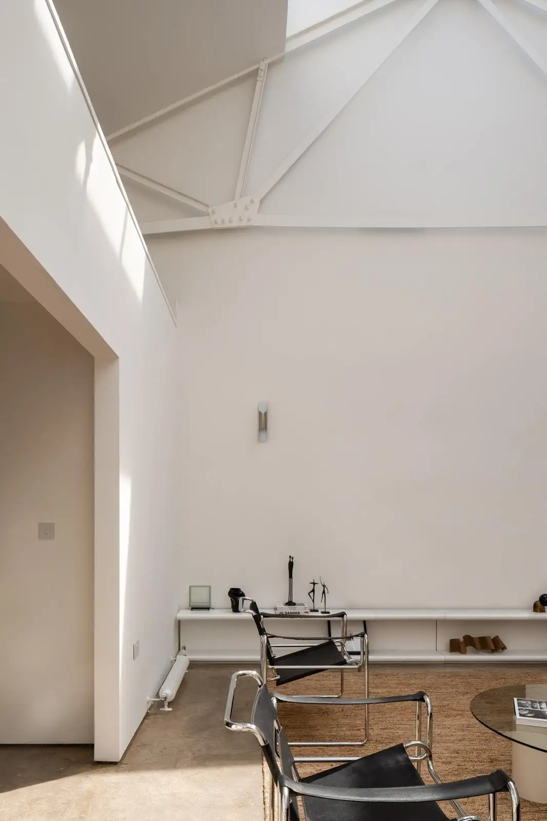 Loft House, East London, photograph 21 of 35