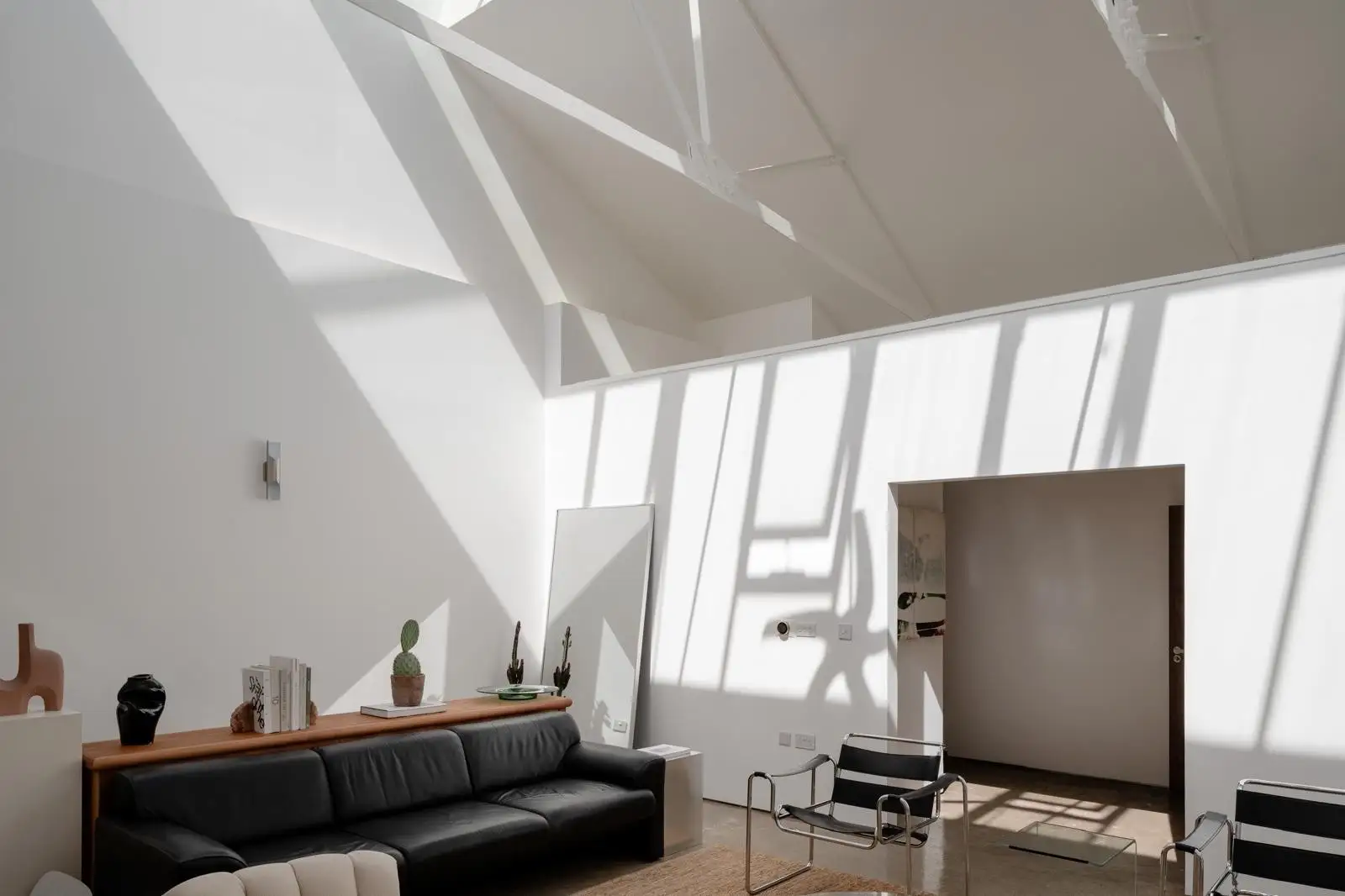 Loft House, East London, photograph 27 of 35