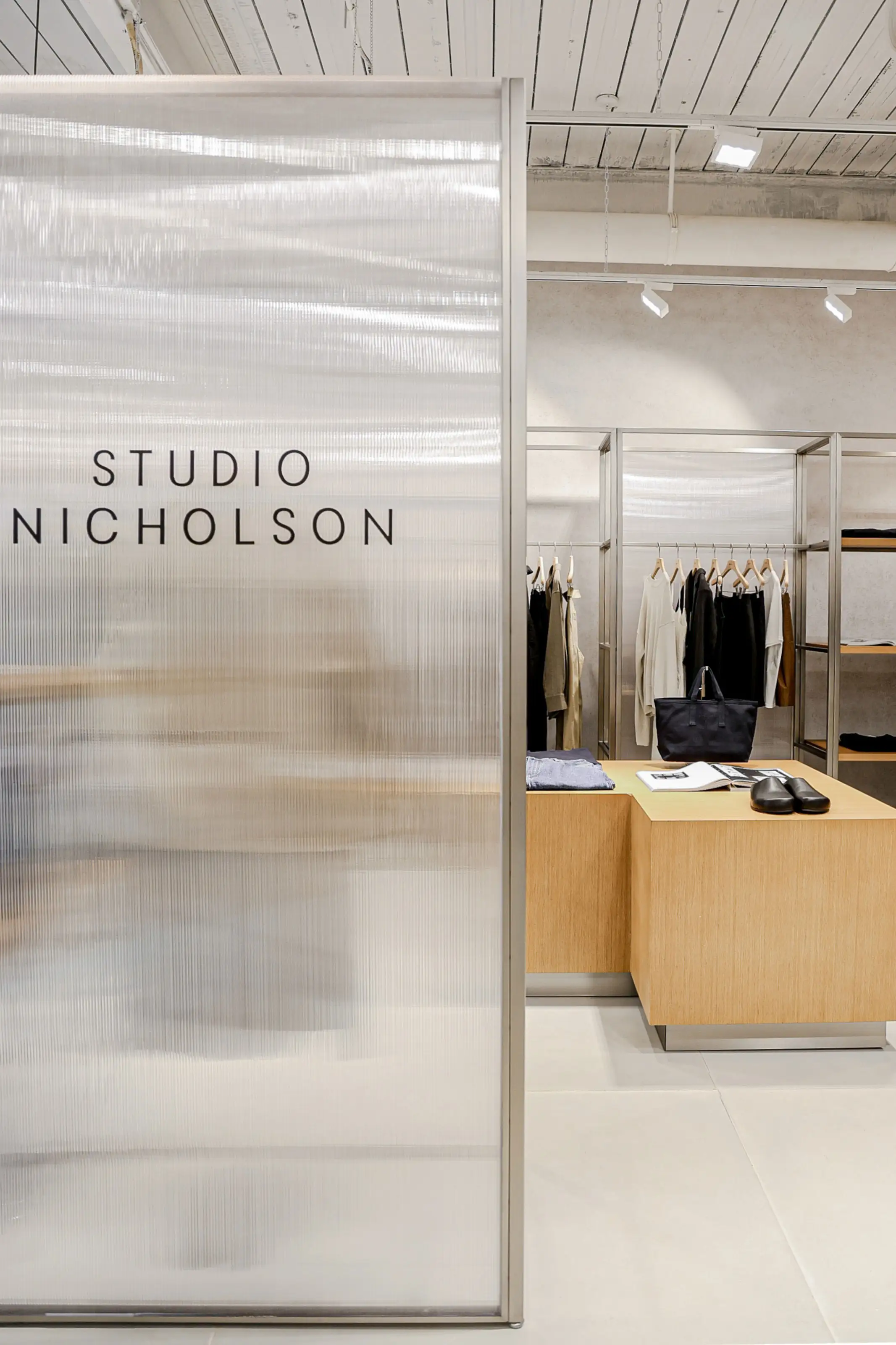 Bespoke shopfitting and display fixtures for a fashion brand store